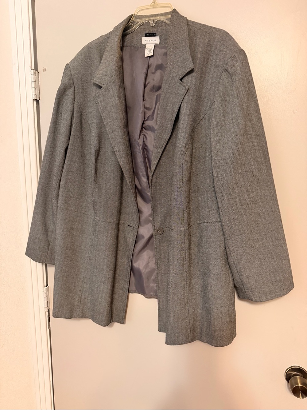 AVENUE Women's Grey Pinstripe Single-Button Blazer